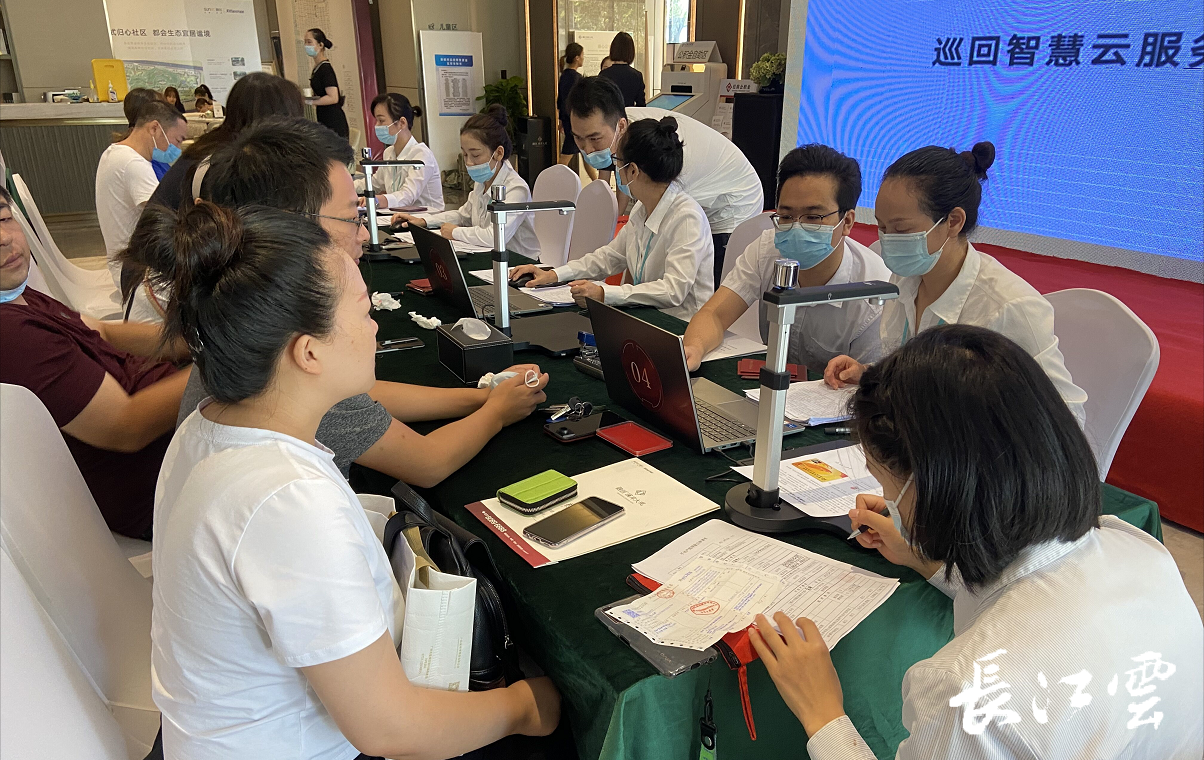最新公积金24小时咨询电话人工方法分析(最方便真实的楚雄公积金热线电话人工服务时间是多少方法)